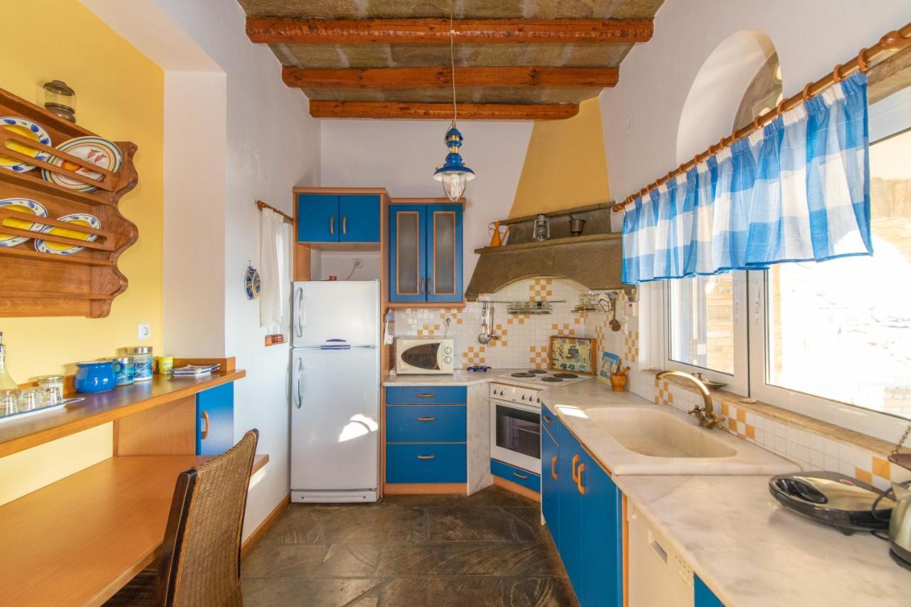 Traditional House By The Sea Istérnia المظهر الخارجي الصورة