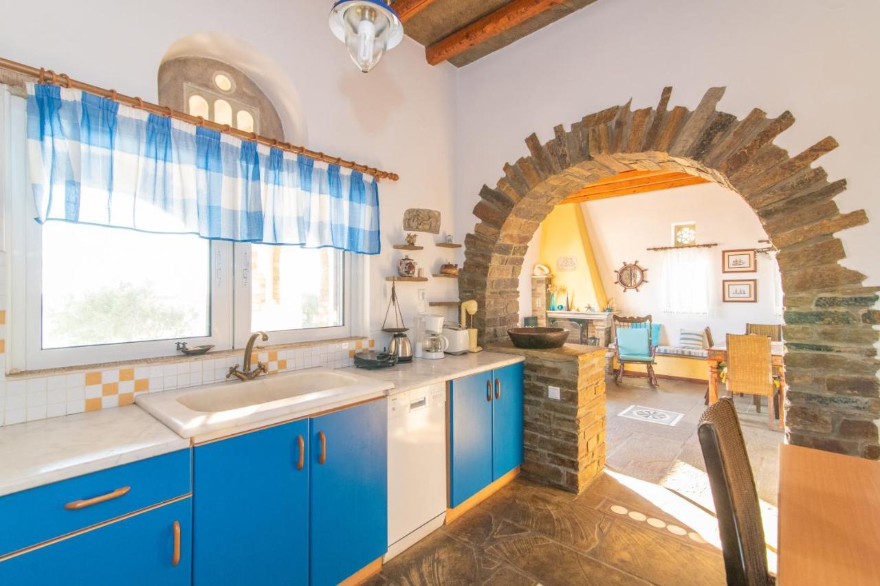 Traditional House By The Sea Istérnia المظهر الخارجي الصورة
